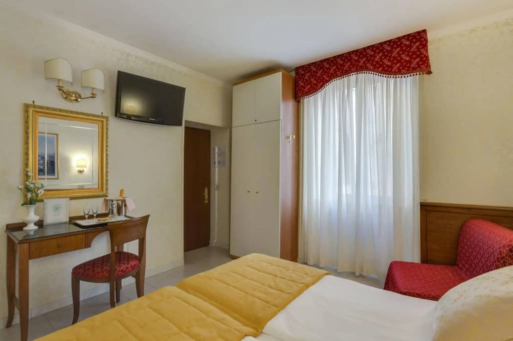 Hotel Silla - photo 3