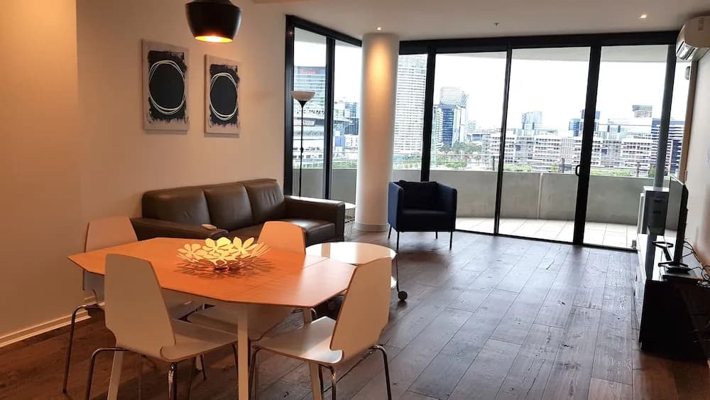 Docklands 1201p 2bed 1bath Water View - photo 3