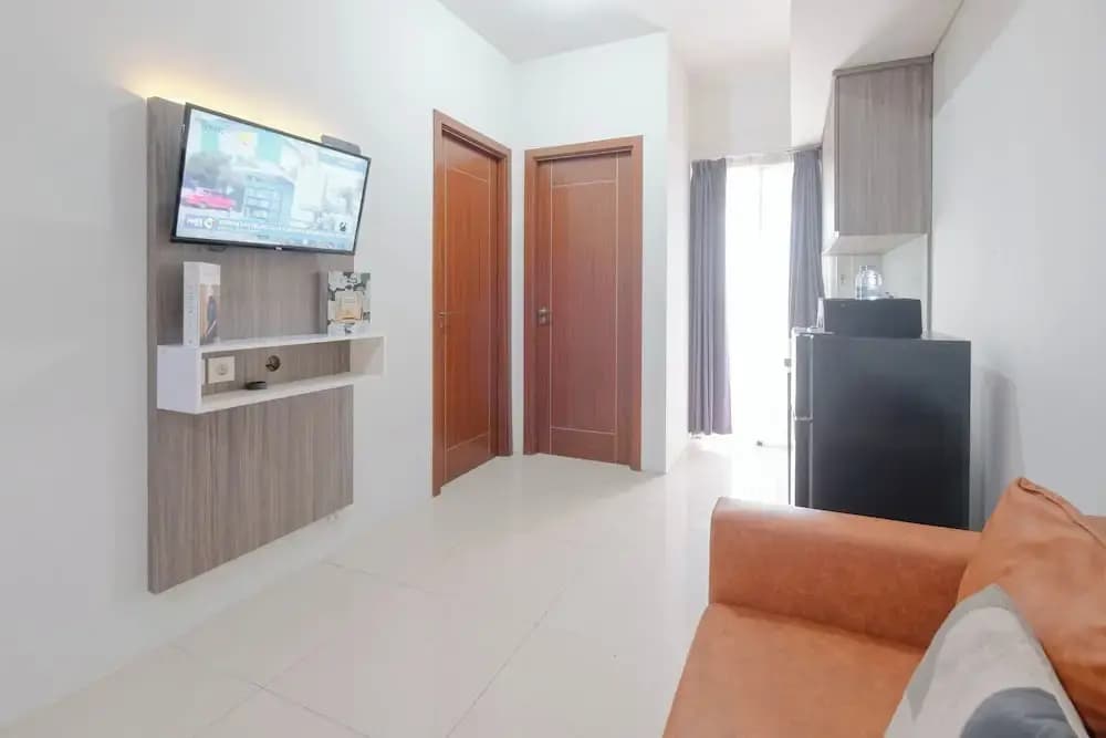 Best Deal and Comfy 2BR Apartment at Vittoria Residence - photo 4
