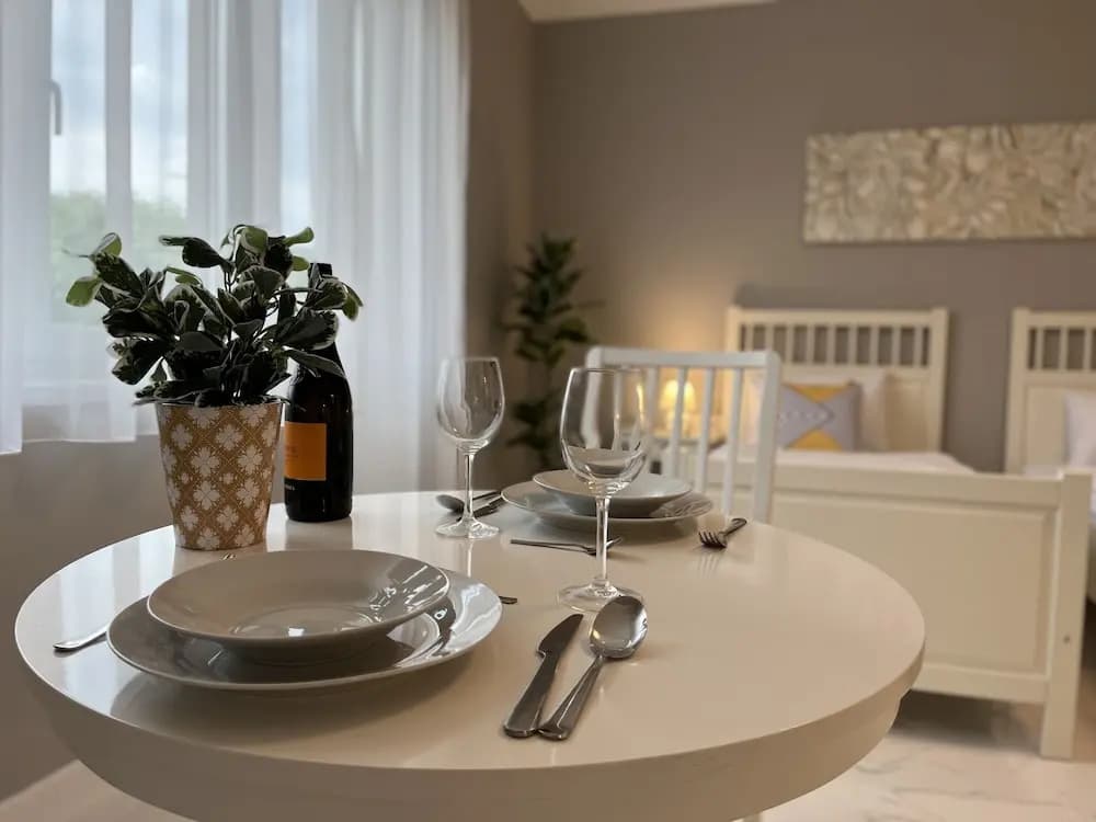 Camille Apartments - photo 12
