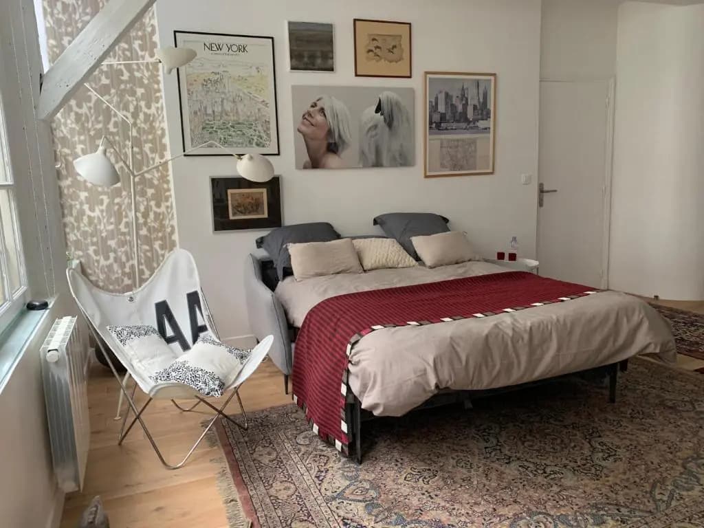 Top cozy apartment in the Upper Marais Area - photo 2