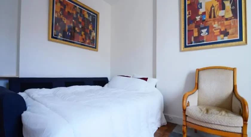 Center Pompidou Apartment - photo 2