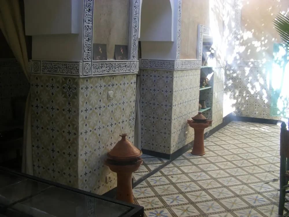 Riad Bouchouari - photo 11