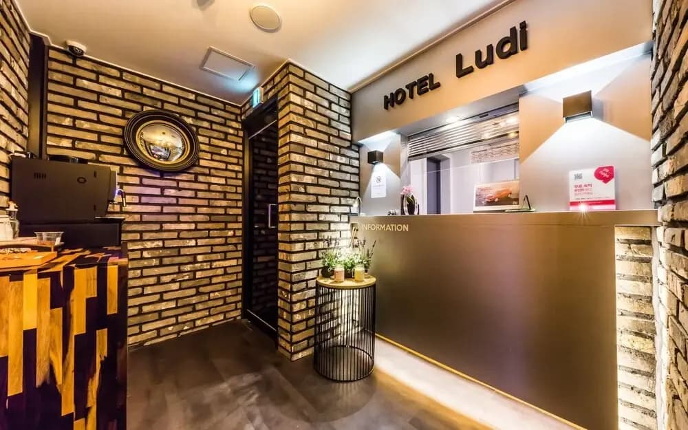 Shinchon Hotel Ludi - photo 15