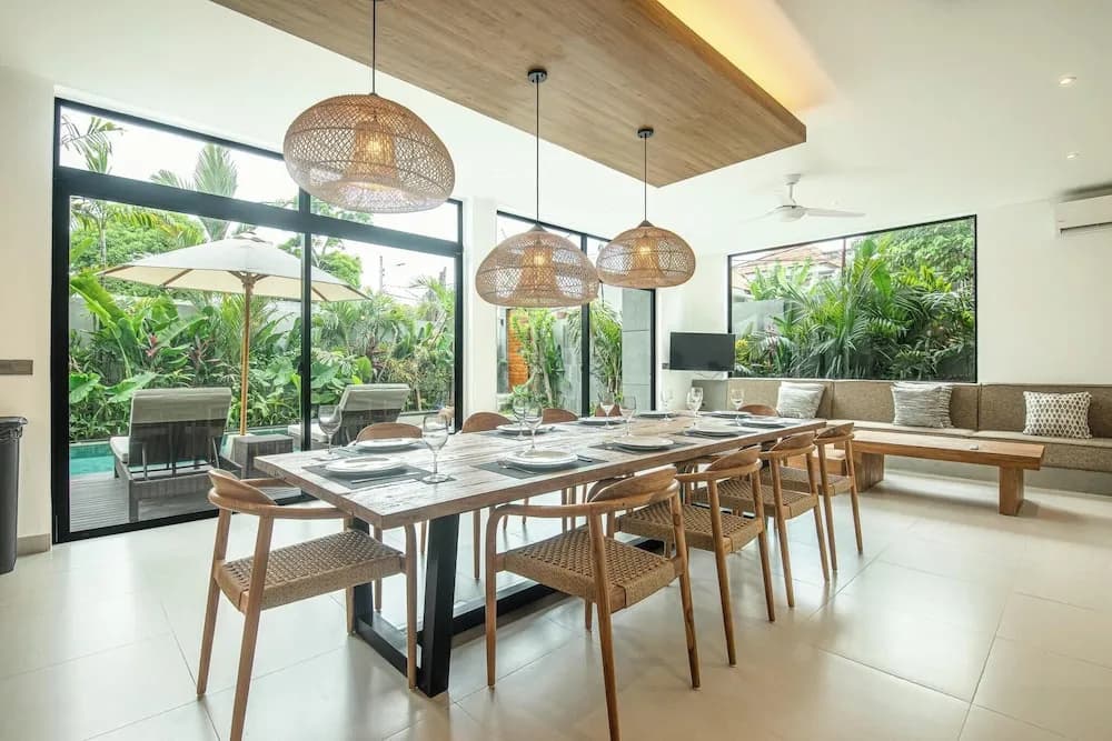 Elegant 5BR Modern Villa Steps From Caf Del Mar - photo 21