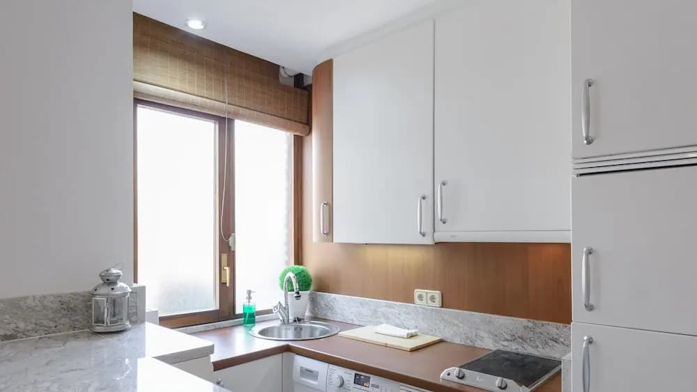 Charming Arguelles Apartment - photo 10