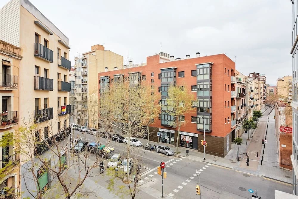 Urban District - MA31 Apartments - photo 15