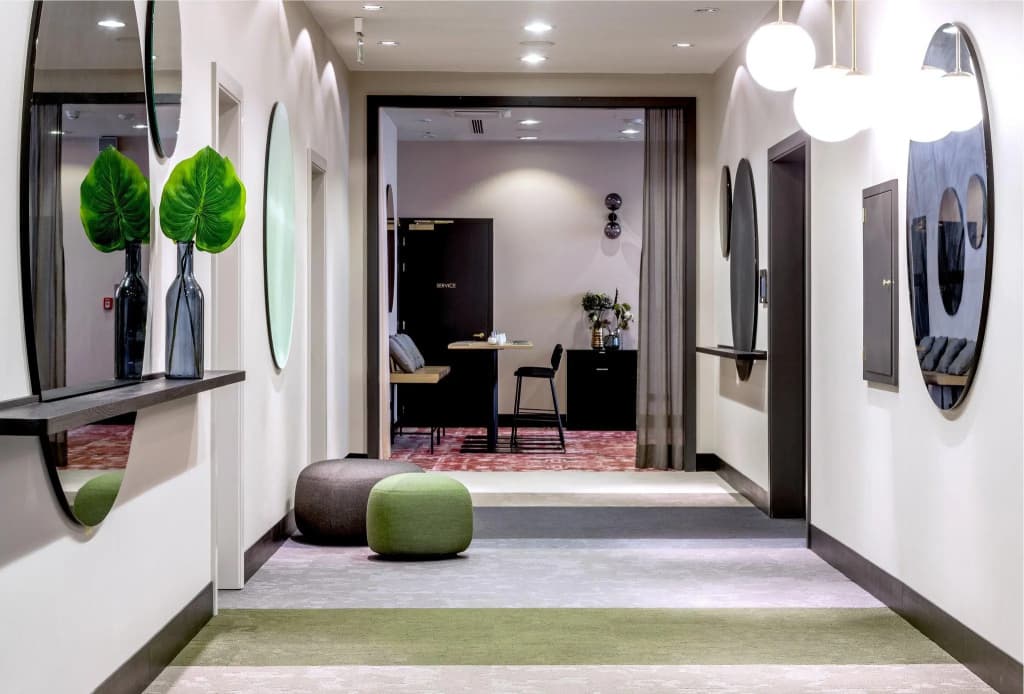 Diplomat Hotel - photo 16