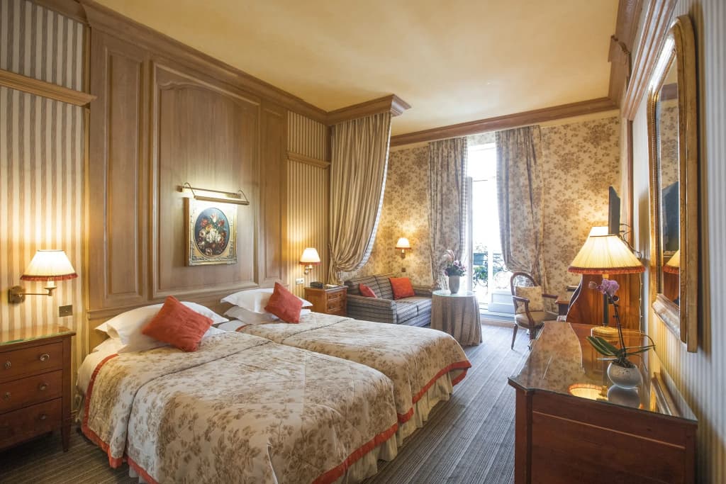 Hotel Chambiges Elysées - photo 4