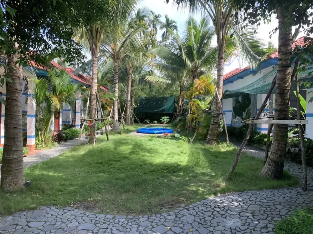 LAM PHU Bungalow - photo 10