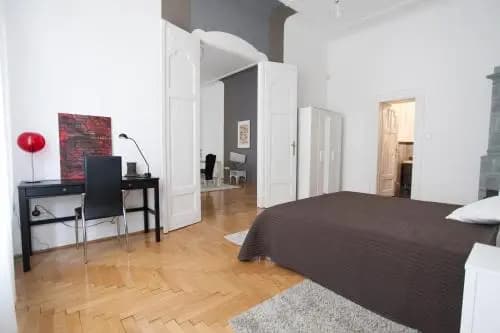 Royal Center Apartment - photo 15