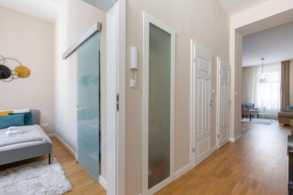 Lovely 2-bedroom apartment at the Vaci Street - photo 8