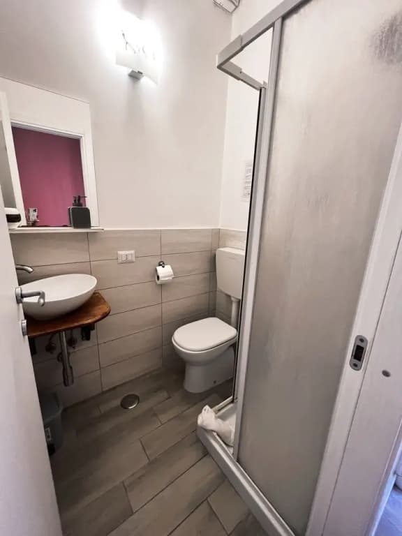 Tesoro Guesthouse - photo 9