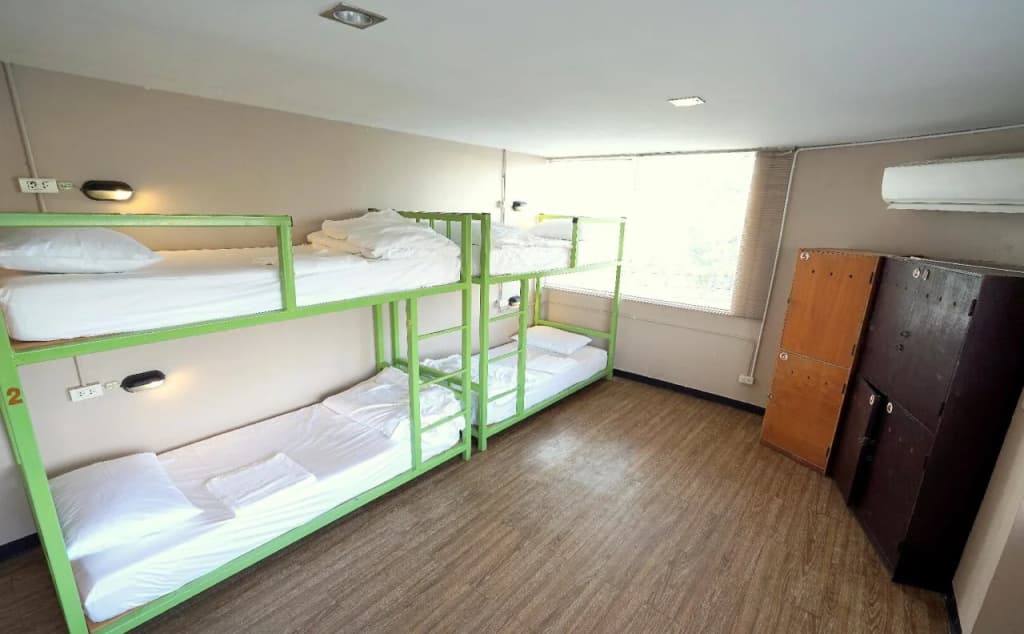 Chang Chang Hostel - photo 4
