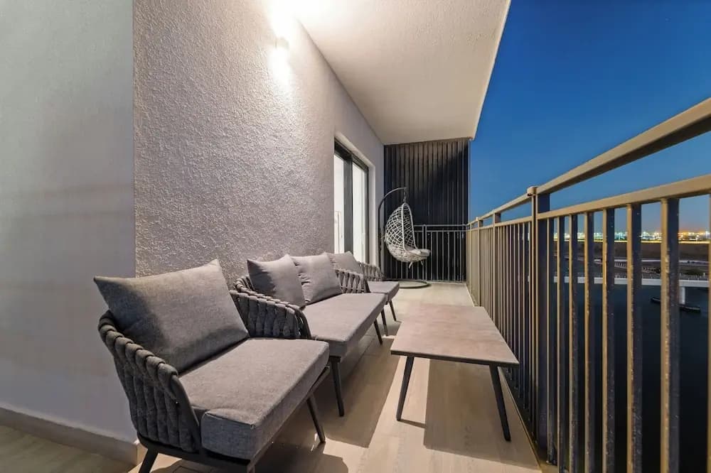 Desert Key - Perfectly Located Yas Island Premier Apts - photo 18