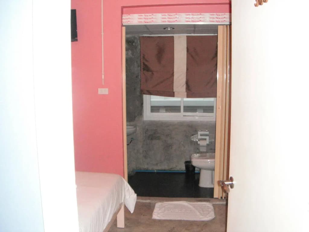 At Smile Oasis Houses - photo 2