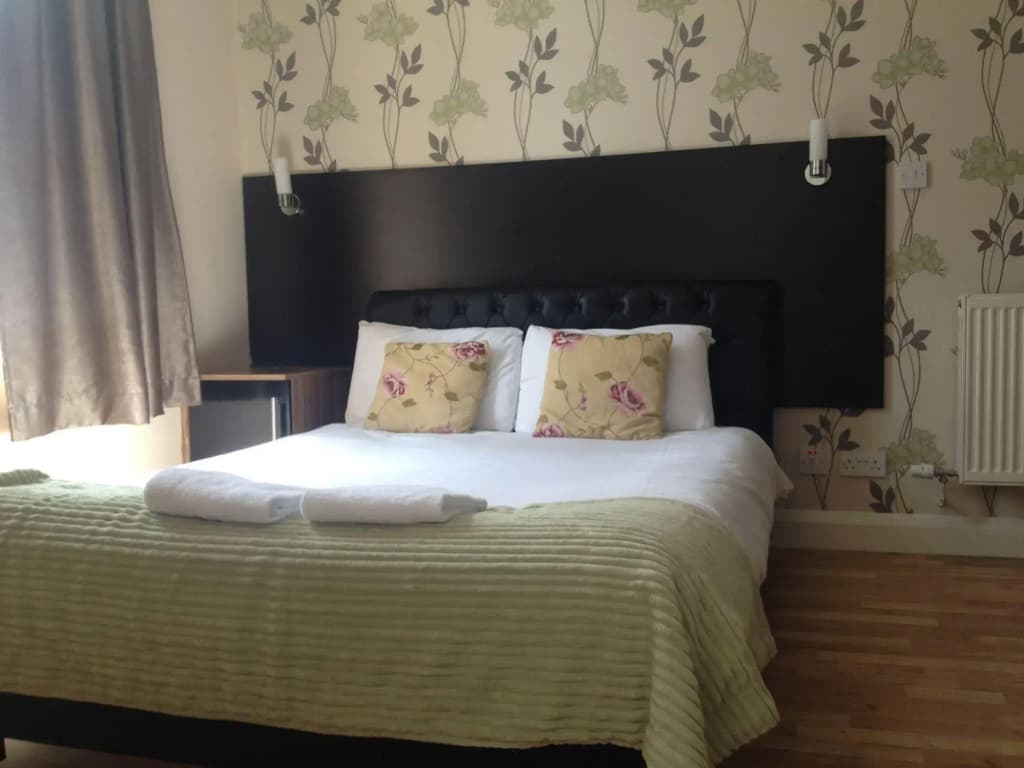 The Furzedown - photo 3