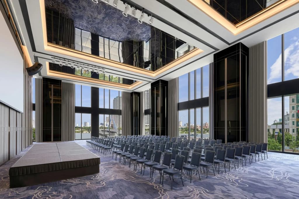 Courtyard by Marriott Danang Han River - photo 13