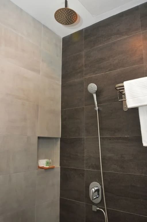 De Luna Hotel - photo 9