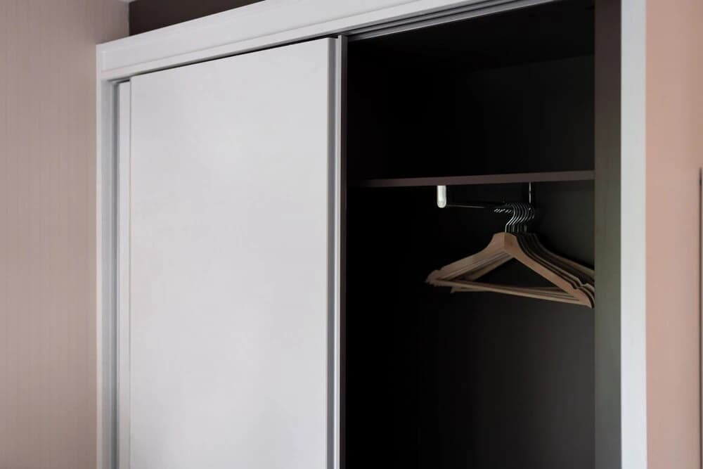 Title V X413 - photo 3