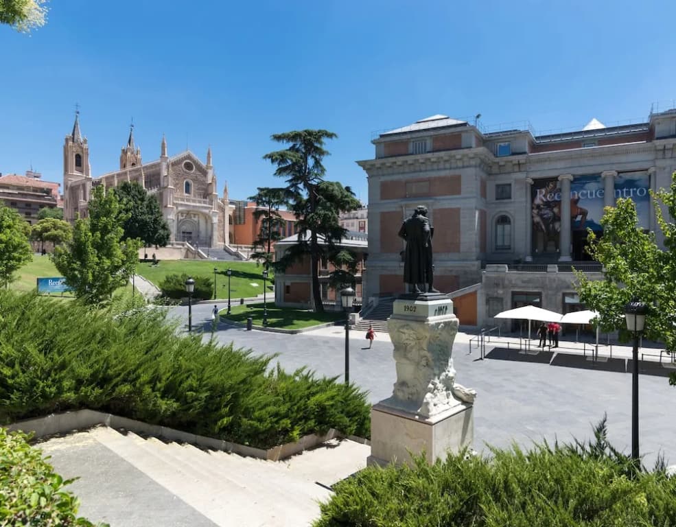 Charming Museo del Prado - main photo