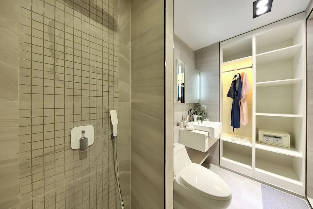 Massive 4 Bedroom with Cinema & Gym - photo 9