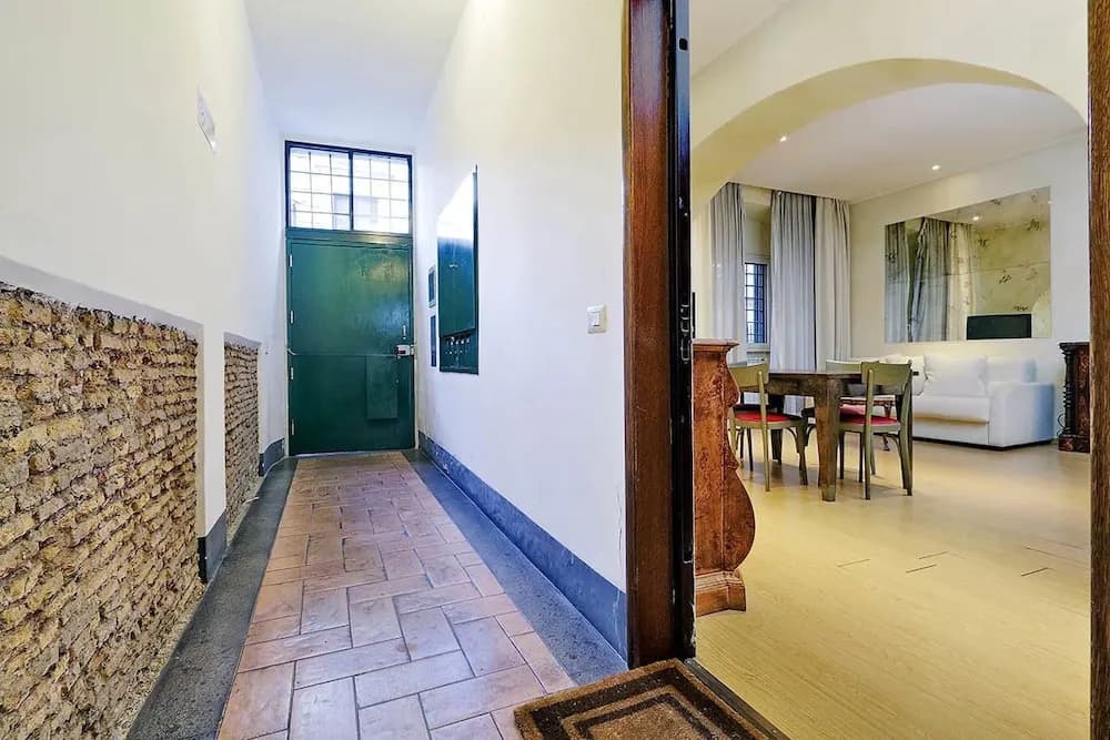 Conservatorio Studio Apartment - photo 9