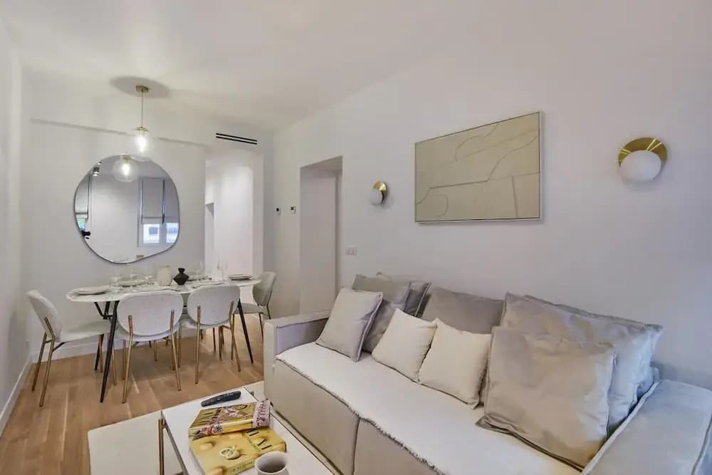 Superb Apartment in the Heart of Paris - photo 3