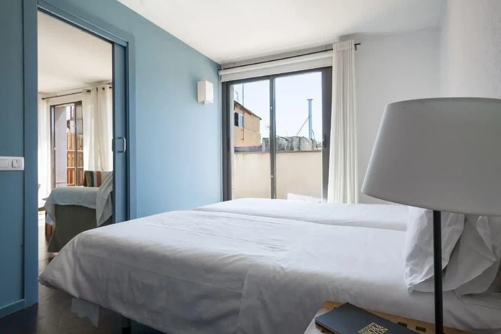 Inside Barcelona Apartments Esparteria - photo 20