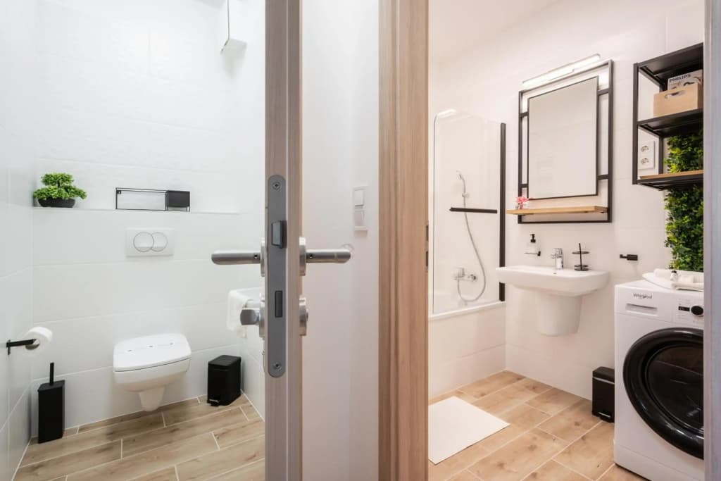 WestSide River Apartment - photo 12