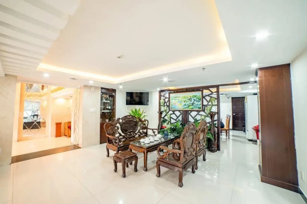 Hoang Linh Dan Hotel - photo 2