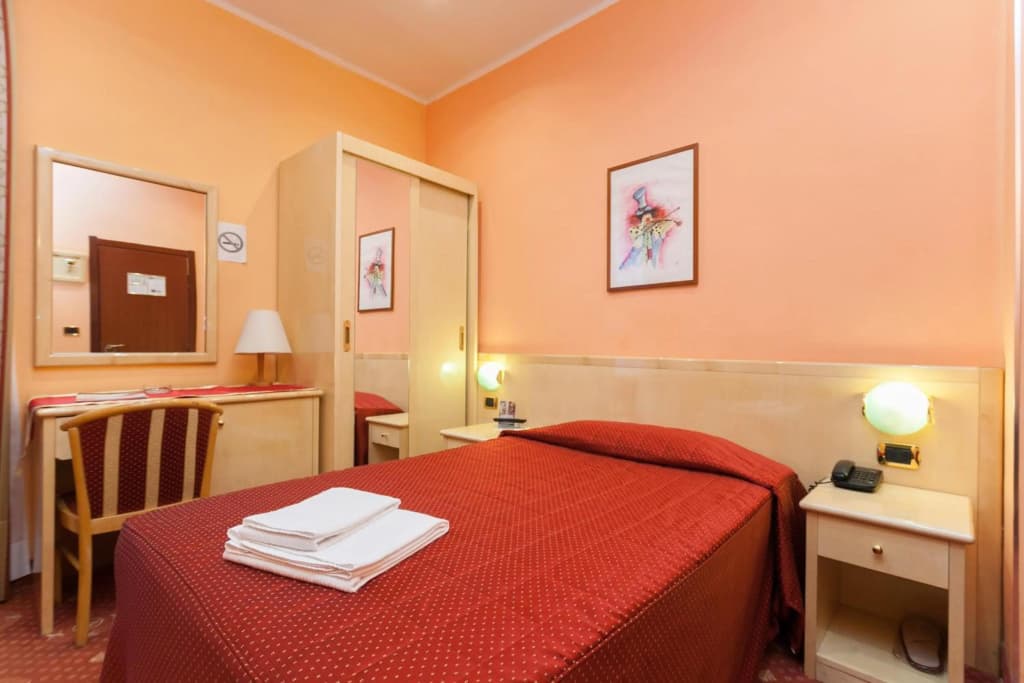 Hotel Fiorella Milano - photo 24