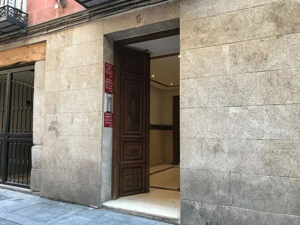 Hostal Internacional - photo 1