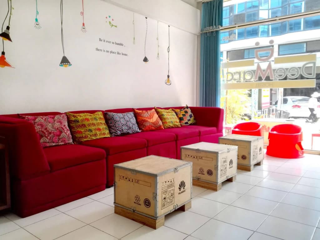 Dee Marc Hostel - photo 15