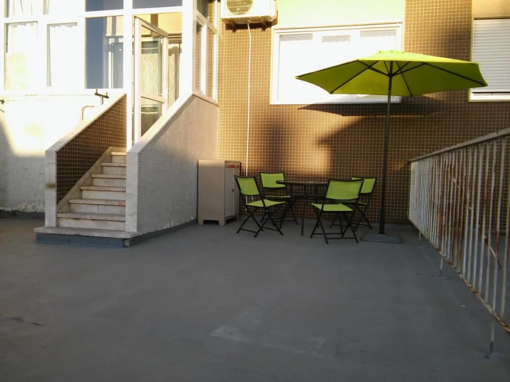 Zen Newton Apartment - photo 3