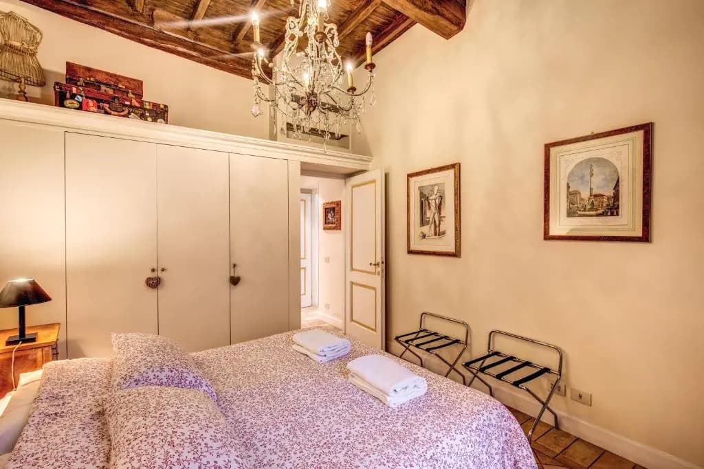 Sumptuous Residence by Piazza Navona - photo 30