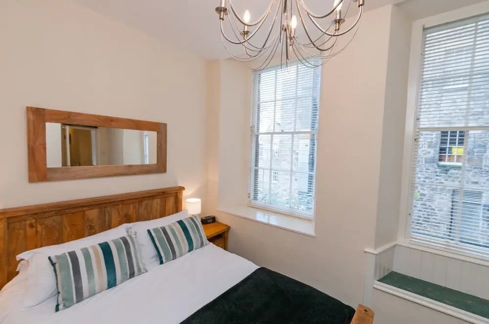 Royal Mile Apartments - photo 2
