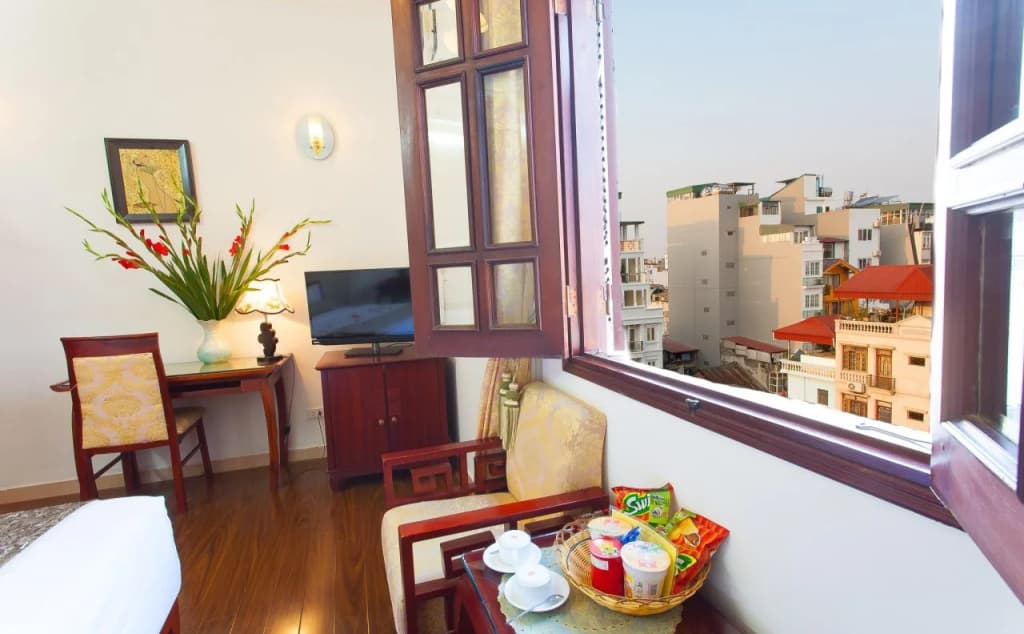 Luxury Hotel - photo 8