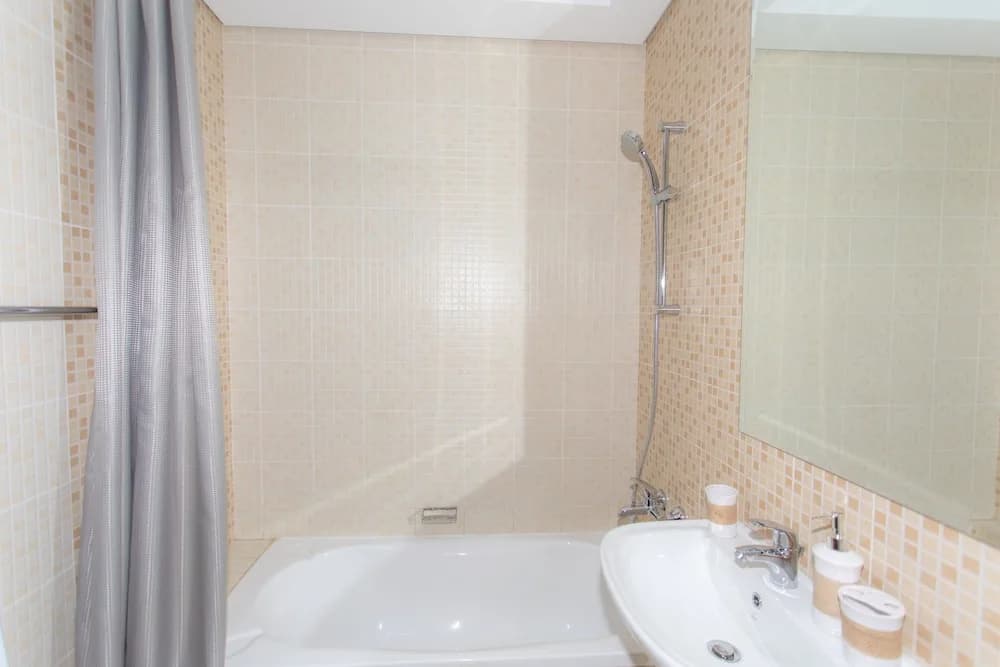 Lively apt near Dubai Sports City - photo 10