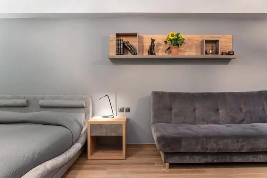 Superb suite on Aiolou street - photo 4