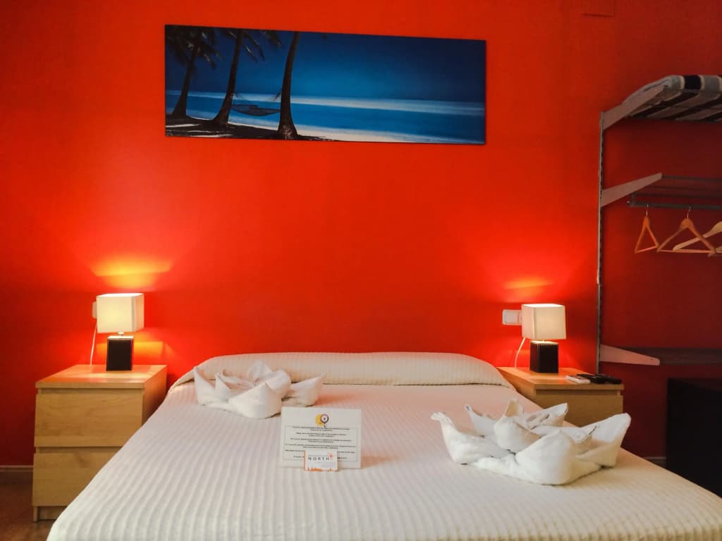 Barcelona City North Hostal - photo 2