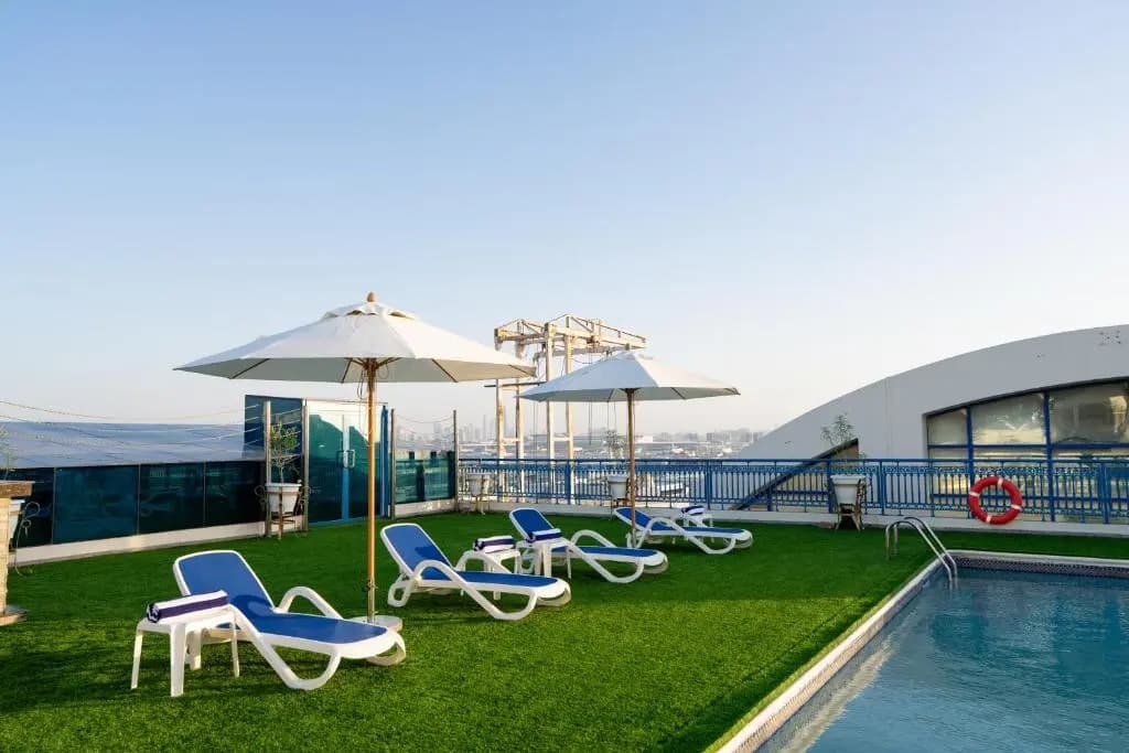 Luxe Grand Hotel Apartments - photo 43