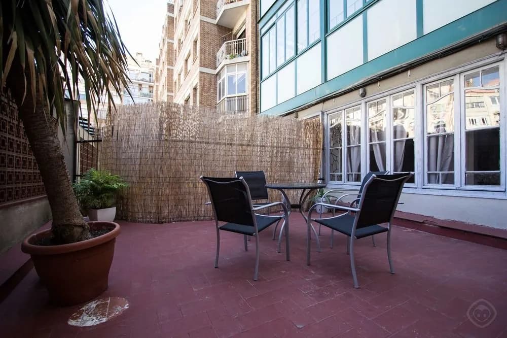 Eixample Apartments Sant Antoni Area - photo 17