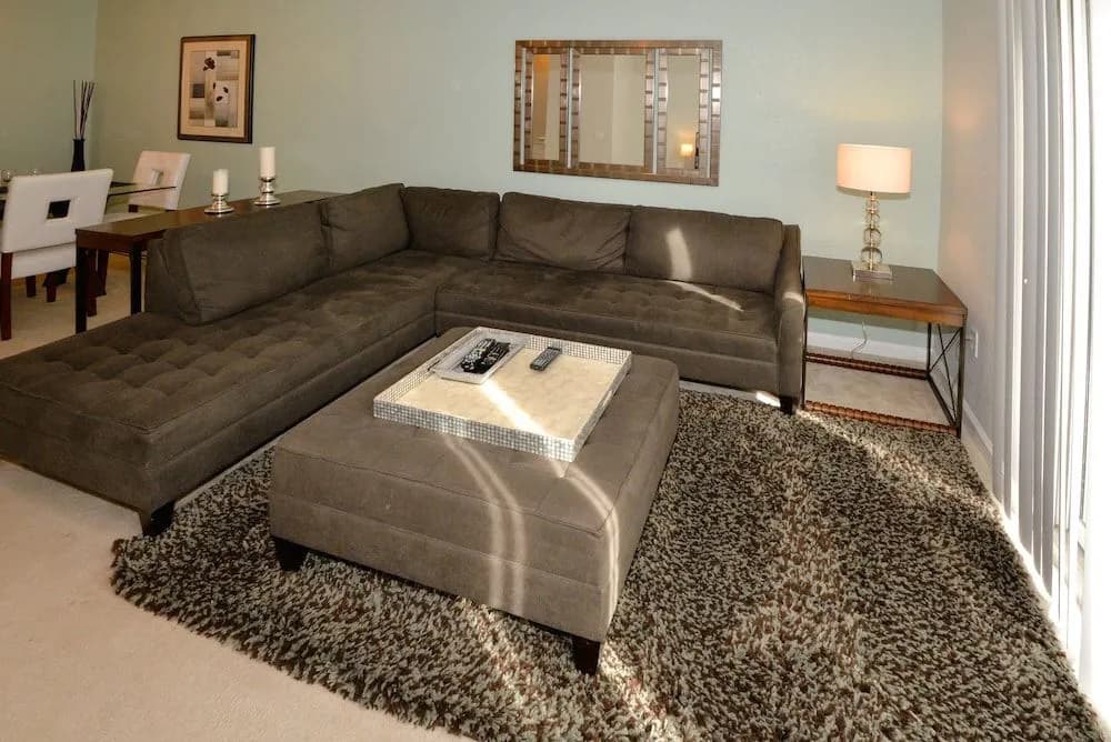Luxury Townhome 3 Bedroom Condo by Redawning - photo 3