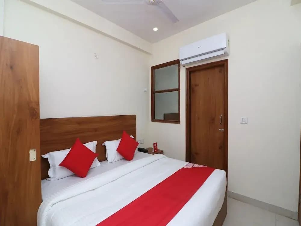 OYO 29181 Delight Deluxe - photo 6