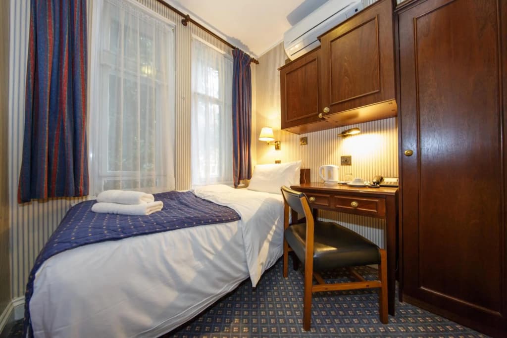 Regency House - photo 3