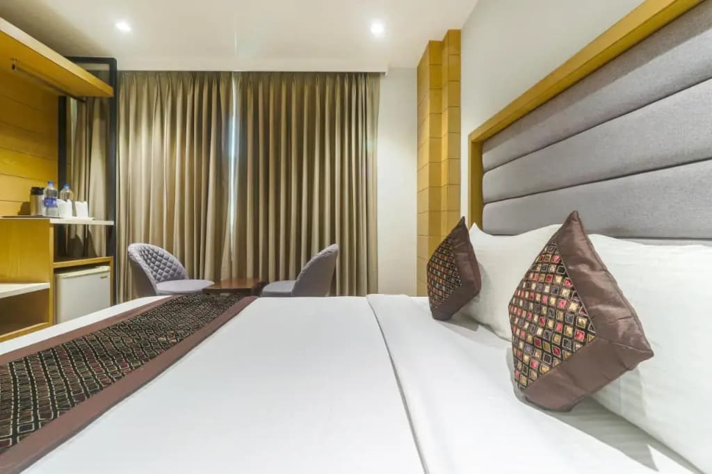 Hotel Bricks, Karol Bagh, New Delhi - photo 36