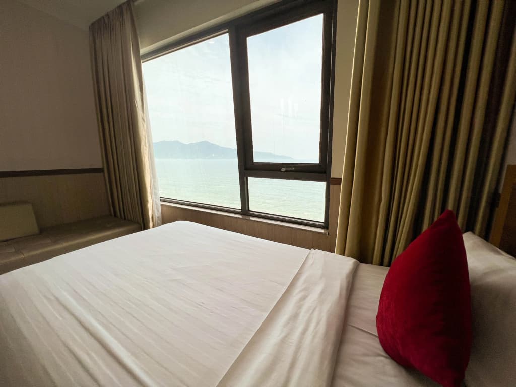 Serene Beach Hotel Danang - photo 4