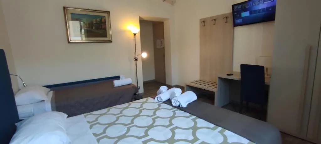 Rome Station Rooms - photo 12
