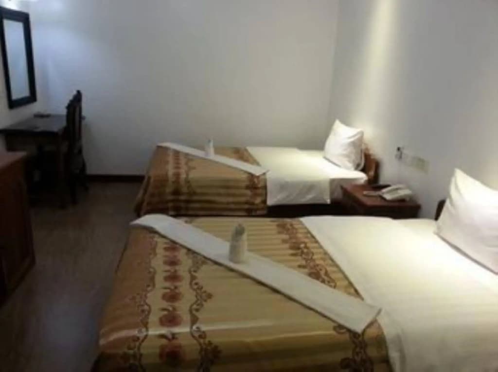 Han Kong Hotel - photo 3